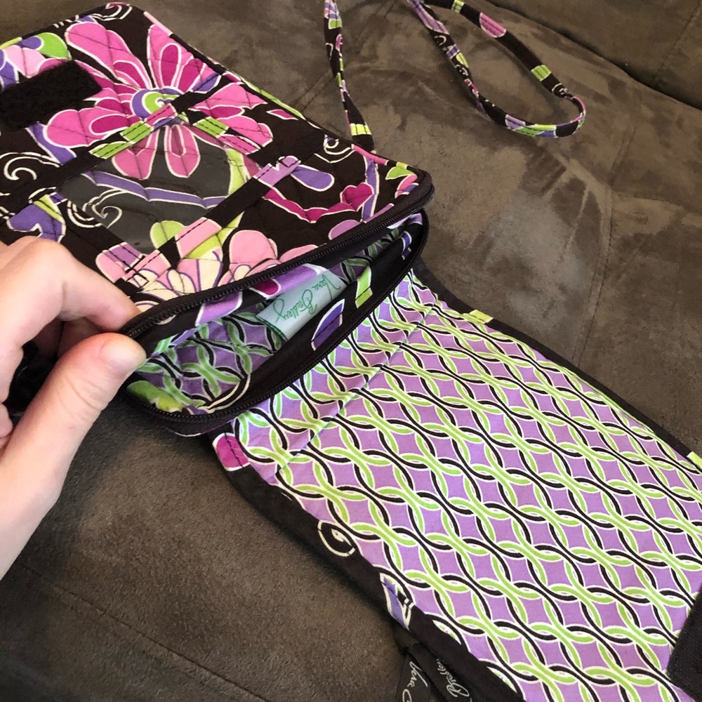 💙💙Vera Bradley Purple Punch Mini Hipster - Picture 3 of 3